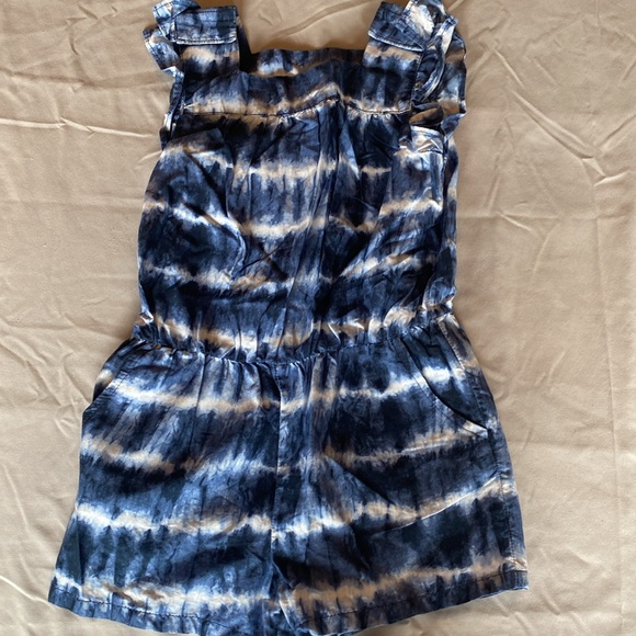 Size 5 girls romper bundle. Baby Gap, Cotton:On Kids and Old Navy romper bundle. - Picture 5 of 13